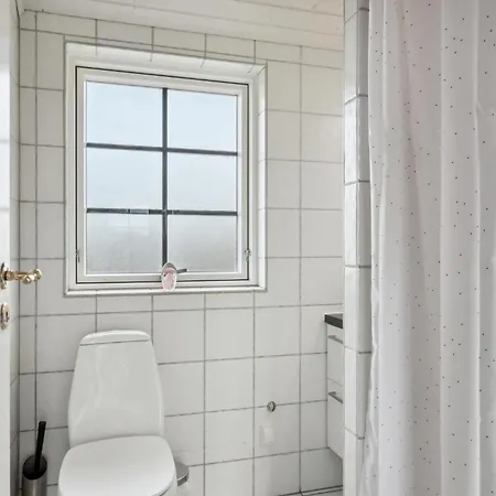 Beautiful In Ringkobing With Private Swimming Pool, Be Inside Or Outside Vakantiehuis