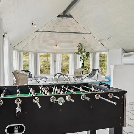 Beautiful In Ringkobing With Private Swimming Pool, Be Inside Or Outside * Nørre Lyngvig